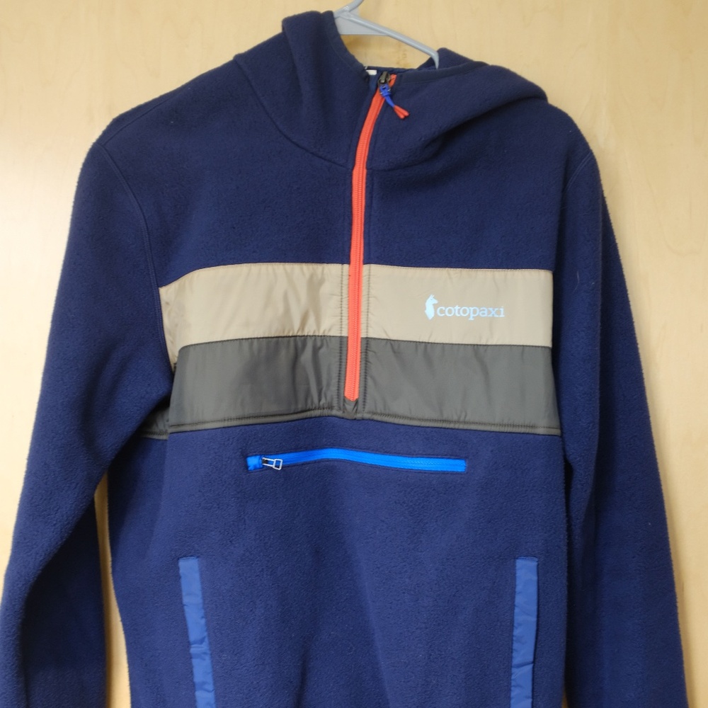 Cotopaxi Hooded Fleece